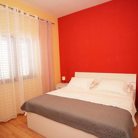 Apartment Beky Подстрана Экстерьер фото