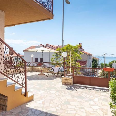 Apartment Beky Подстрана Экстерьер фото