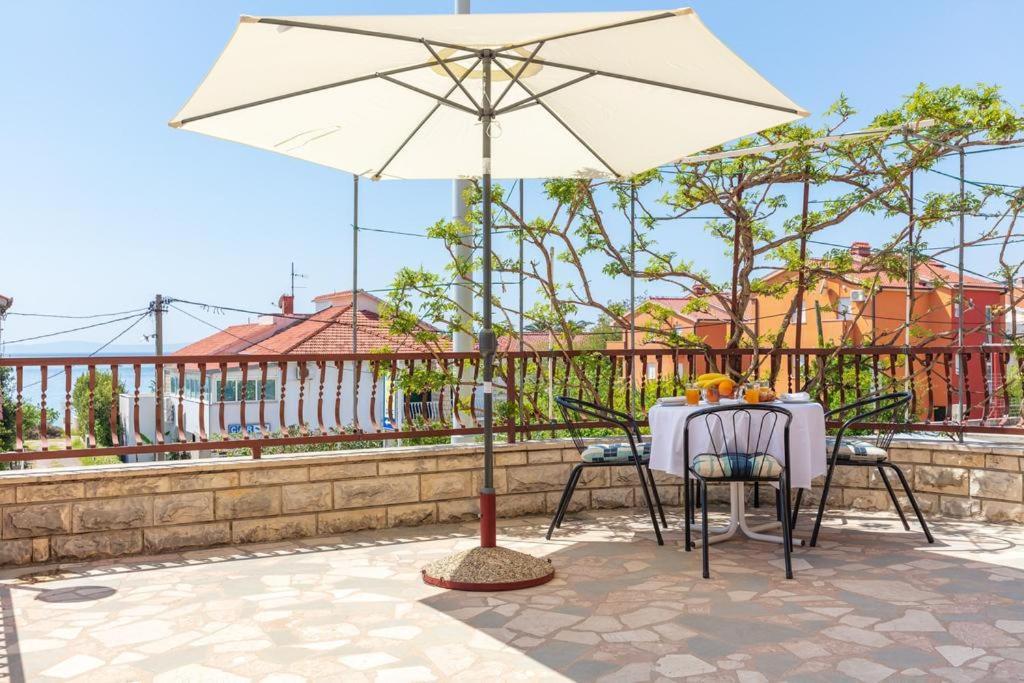 Apartment Beky Подстрана Экстерьер фото